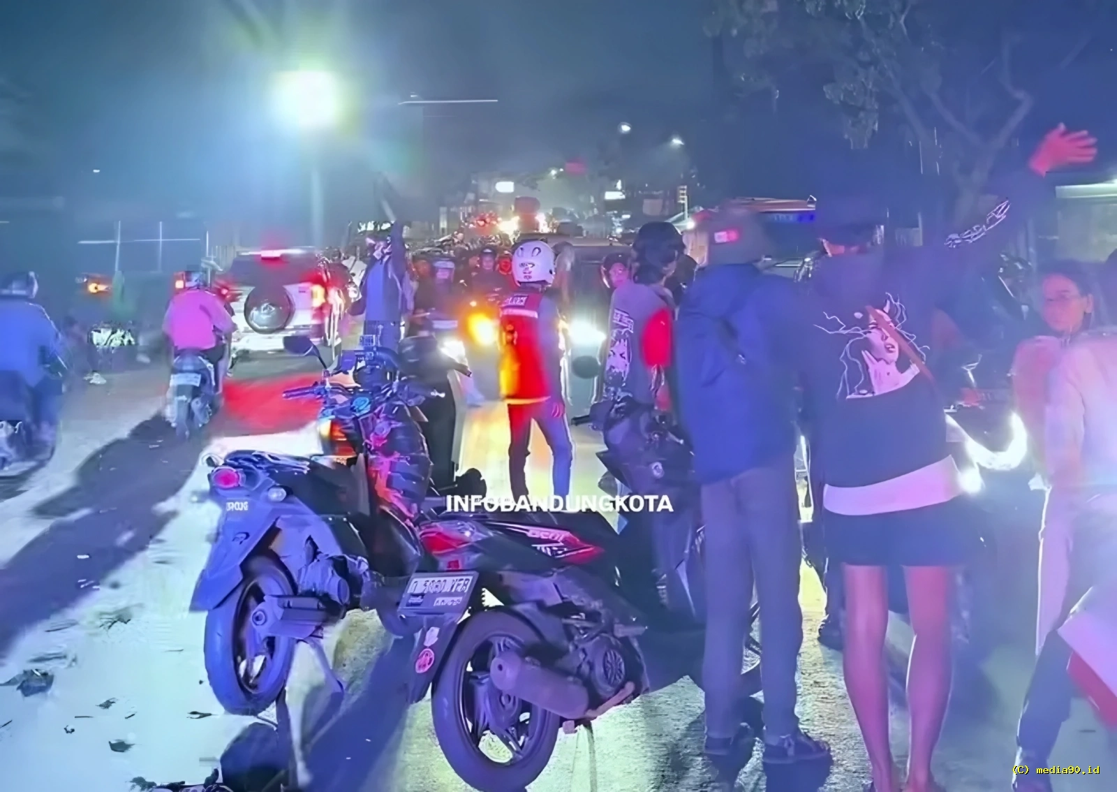 Tragis! Pengendara Motor Tewas Usai Kecelakaan dengan Truk di Jalan AH Nasution Bandung