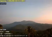 Gunung Awu Alami Puluhan Gempa, Warga Diminta Jauhi Radius 4 Kilometer dari Kawah