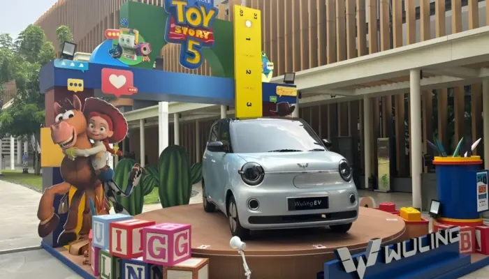 Wuling Hadir di Event Toy Story 5, Tampilkan Mobil Listrik Misterius Diduga Aira EV