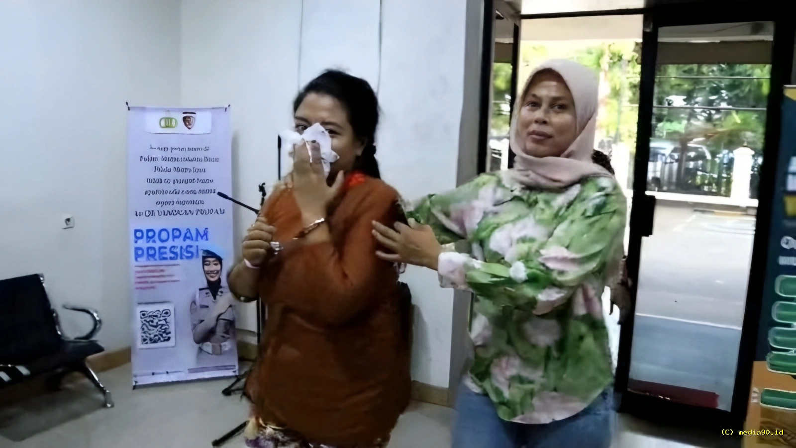 ART di Jakarta Barat Diduga Bobol ATM Majikan hingga Rp450 Juta Uangnya Dipakai Beli Mobil
