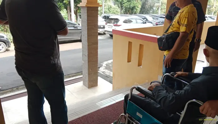 Gedung DPRD Bandar Lampung Dinilai Belum Ramah bagi Penyandang Disabilitas