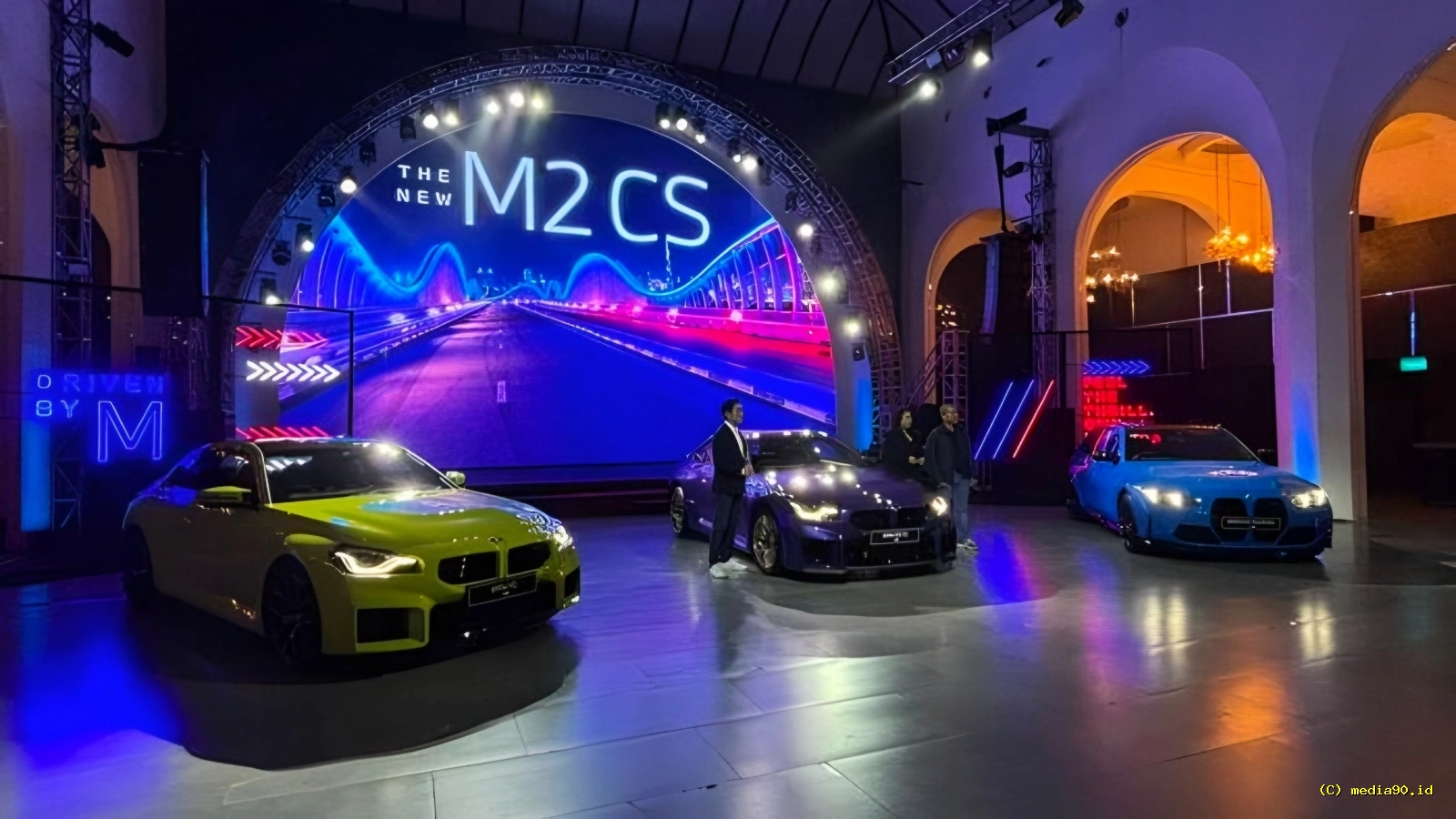 BMW Indonesia Resmi Hadirkan M3 Touring M2 dan M2 CS Baru Dibanderol Mulai Rp19 Miliar