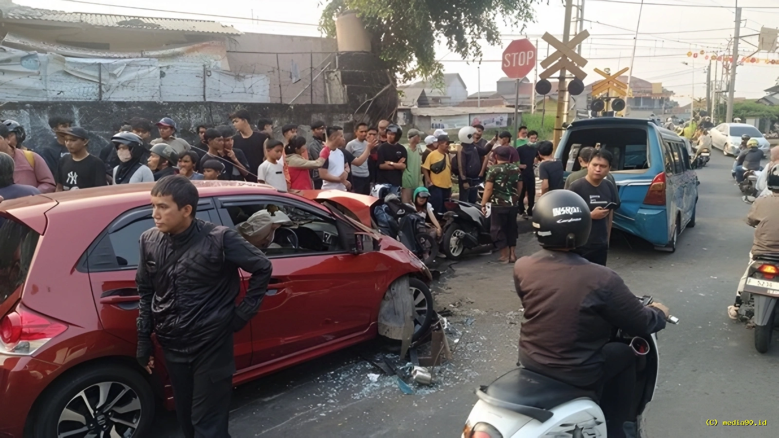Kecelakaan Beruntun Libatkan 6 Kendaraan di Kebon Pedes Bogor Polisi Lakukan Penyelidikan