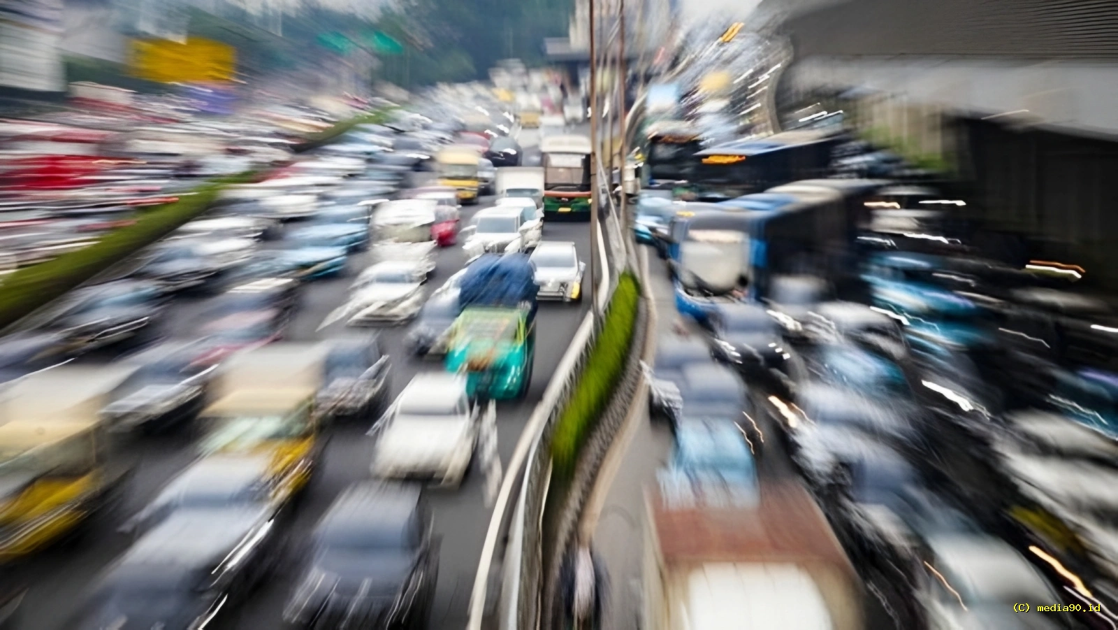 Kemacetan Parah di Kemang Warnai Jam Berangkat Kerja dan Arus Bubaran Nobar