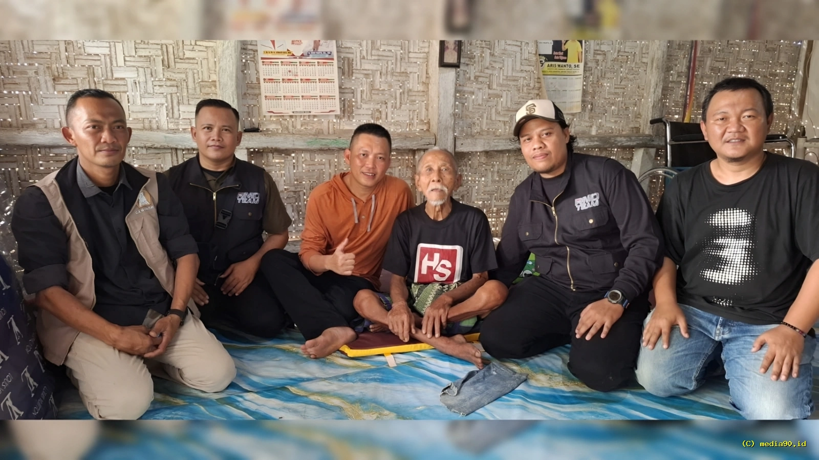 Kisah Lansia 106 Tahun yang Lumpuh di Lampung Tengah, RMD Team dan Bang Taun Hadir Membantu