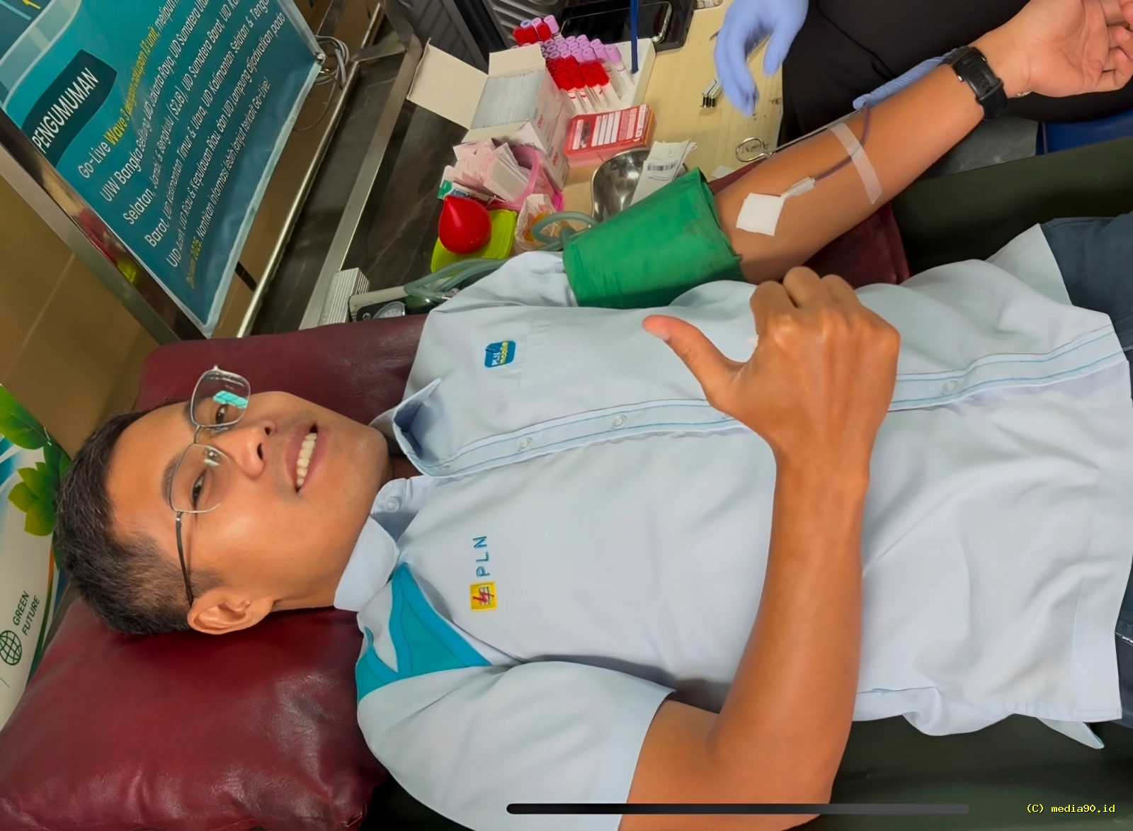 Kolaborasi PLN UID Lampung Bersama PMI Hadirkan Aksi Donor Darah untuk Kemanusiaan