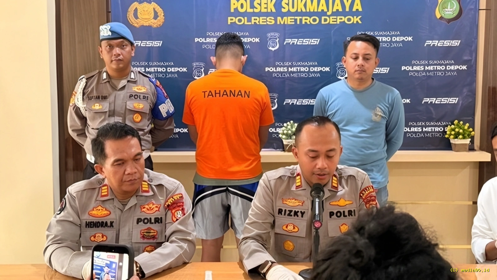 Lulusan S2 Diduga Rampok Toko Emas dengan Pistol Mainan Mengaku Terlilit Pinjol