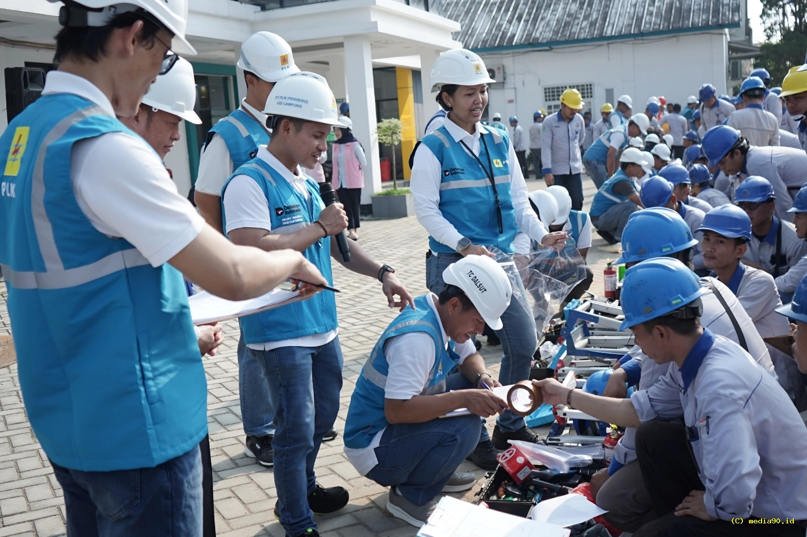 PLN Lampung Gelar Apel Pasukan dan Peralatan Tim P2TL di Kotabumi, Pastikan Kesiapan Petugas