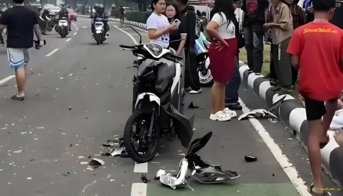 Pemotor RX King Lawan Arah Picu Kecelakaan di Pakansari Bogor, Tiga Orang Terluka
