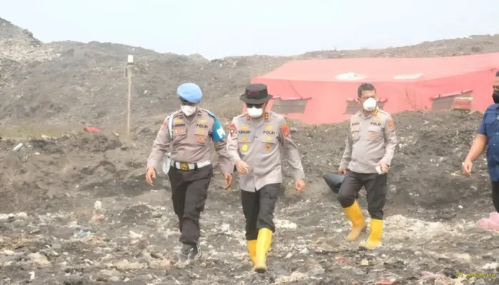 Polisi Perketat Patroli Rumah Warga Sekitar TPA Jatiwaringin yang Ditinggal Mengungsi