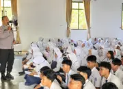 Polsek Tanjung Bintang Edukasi Siswa Baru SMAN 1 tentang Anti-Bullying dan Bahaya Kenakalan Remaja