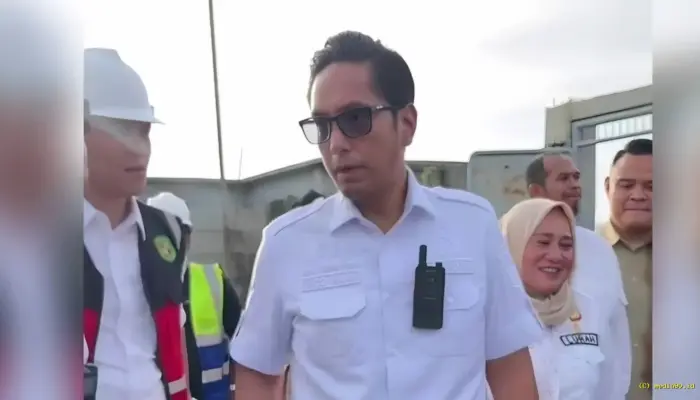 Lurah Paya Pasir Disorot Usai Celetukan “Cie” Saat Warga Curhat ke Wali Kota Medan Rico Waas