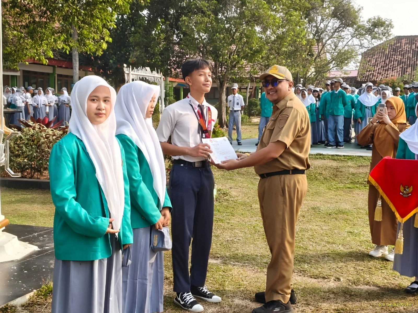 Sambut Tahun Ajaran Baru SMAN 1 Tanjung Bintang Gelar MPLS Ramah dan Edukatif