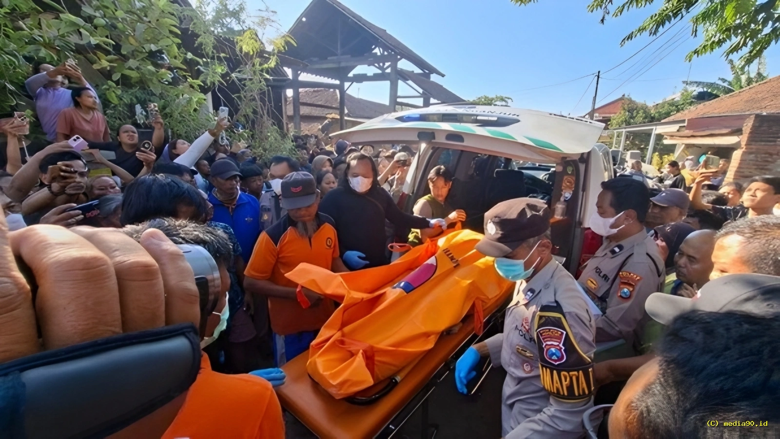 Sempat Dilaporkan Hilang Pria di Nganjuk Ditemukan Tewas Terkubur di Pekarangan Rumah