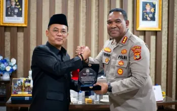 DPRD Bandar Lampung Apresiasi Dedikasi Kombes Pol Alfret Jacob Tilukay 4 DPRD Beri Penghargaan atas Dedikasi Kombes Pol Alfret Jacob Tilukay di Bandar Lampung
