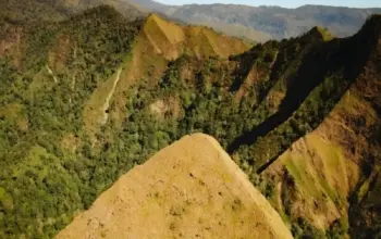 Pendaki Asal Surabaya dan Pemandu Lokal Hilang di Gunung Piramid Bondowoso, Tim SAR Masih Lakukan Pencarian