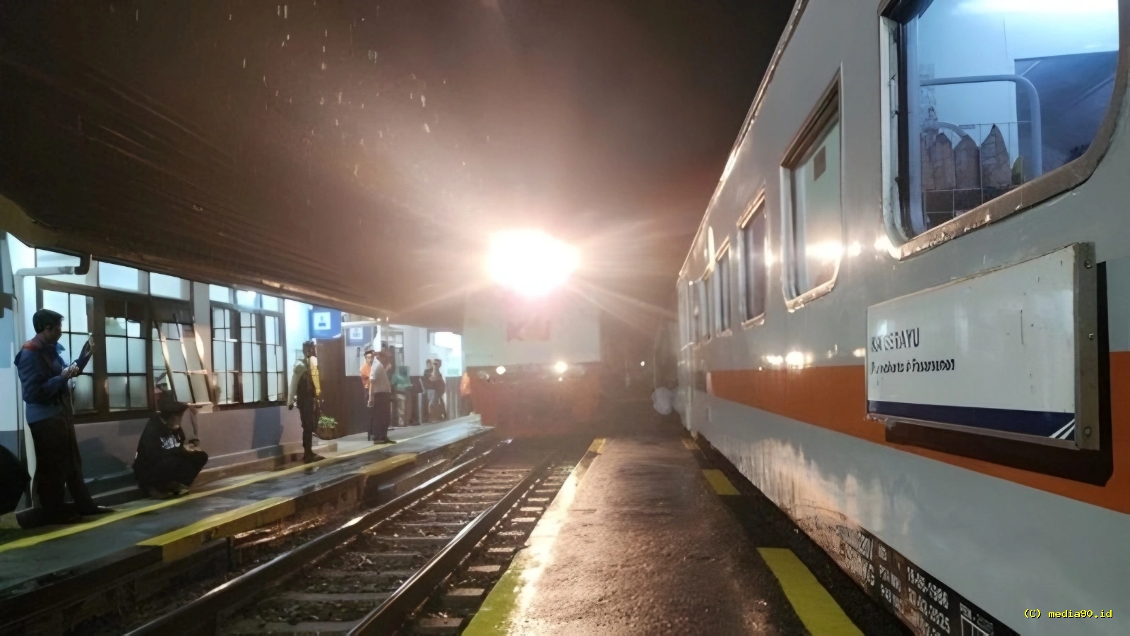 Akibat Gempa M 52 Pangandaran Enam Kereta Api Terpaksa Berhenti Darurat