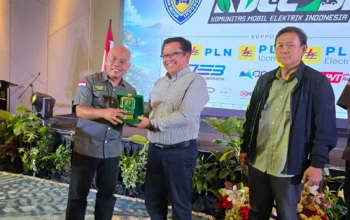 Anniversary ke-5, PLN Lampung Apresiasi Koleksi Edukasi Mobil Listrik dan Promosikan Wisata 3 Anniversary ke 5 PLN Lampung Apresiasi Komunitas yang Edukasi Mobil Listrik dan Promosikan Pariwisata