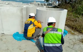 BBWS Mesuji Sekampung Tegaskan Pembangunan Pengaman Pantai Mandiri Sejati Krui Sesuai Standar Teknis