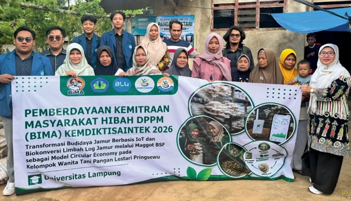 Unila Kenalkan IoT dan Biokonversi Maggot untuk Modernisasi Budidaya Jamur di Pringsewu