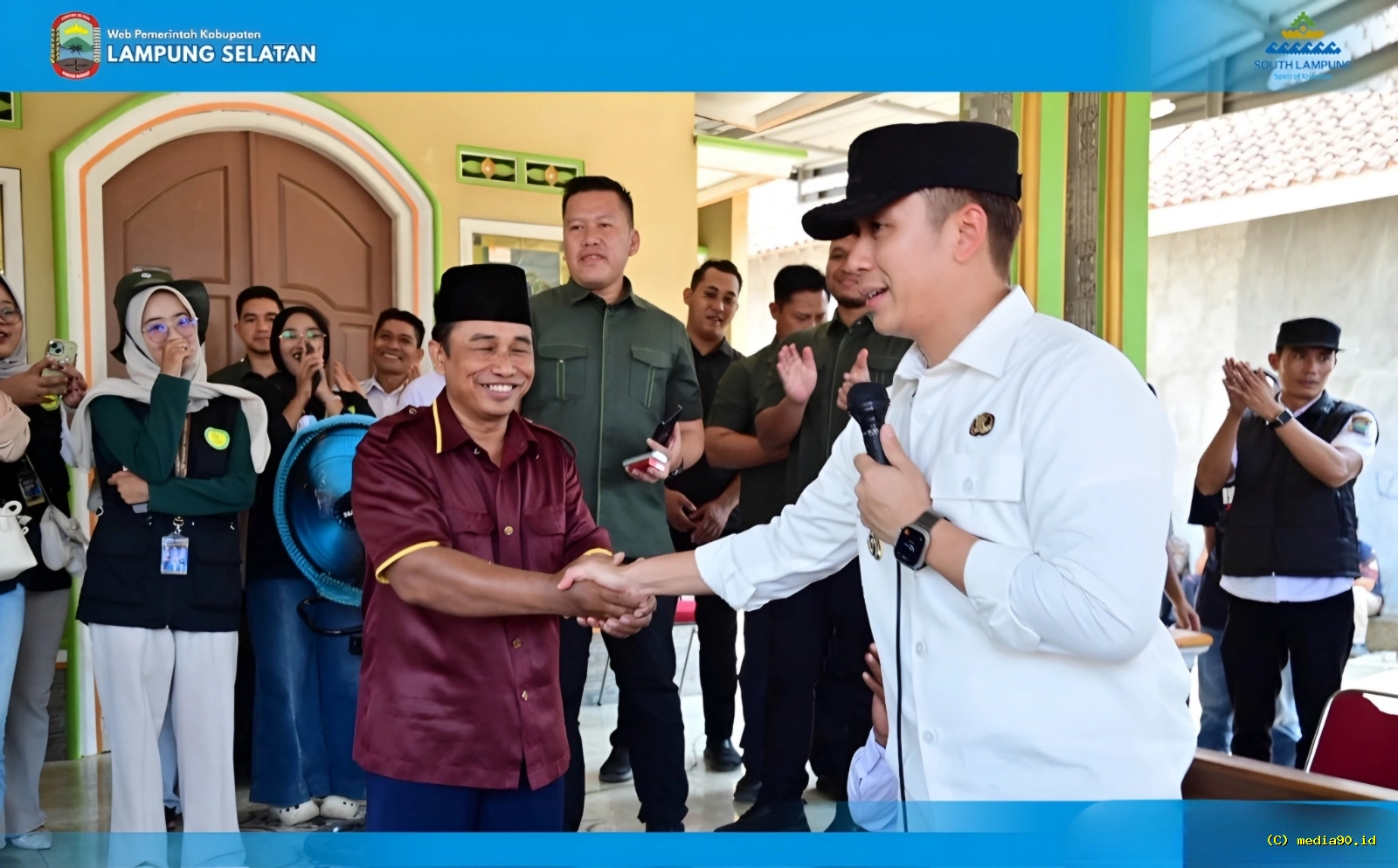 Bupati Lampung Selatan Hadiahi Umrah Warga Rulung Raya Natar yang Hafal Surat Al Bayyinah