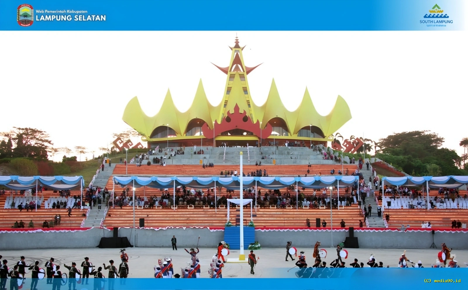Dari Merah Putih ke Layar Digital Lampung Selatan Hidupkan Kreativitas Kemerdekaan di Menara Siger