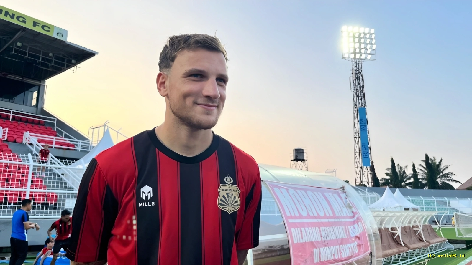 Dituntut Produktif Milan Ristrovski Siap Tampilkan Permainan Terbaik Bersama Bhayangkara Lampung FC