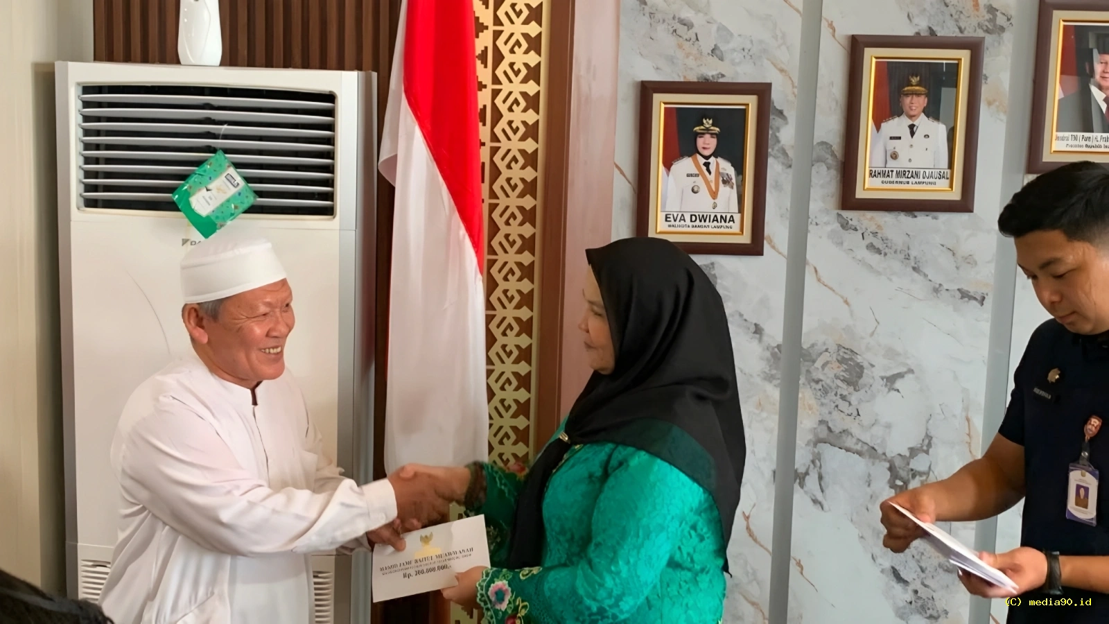 Dukung Kegiatan Keagamaan Pemkot Bandar Lampung Beri Bantuan ke Masjid dan Pesantren