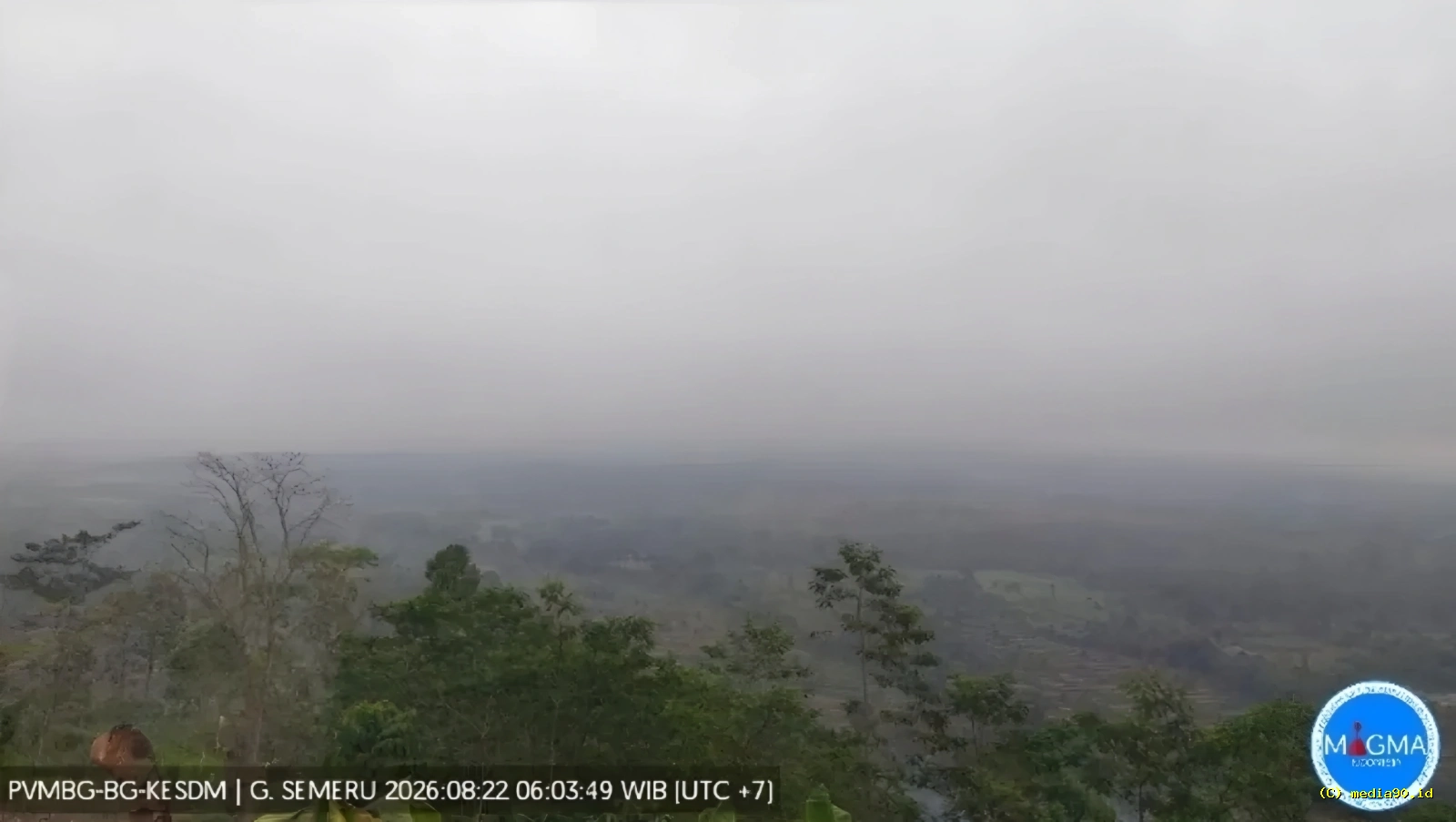 Gunung Semeru Hari Ini Erupsi 28 Kali, Warga Diimbau Waspadai Awan Panas dan Lahar