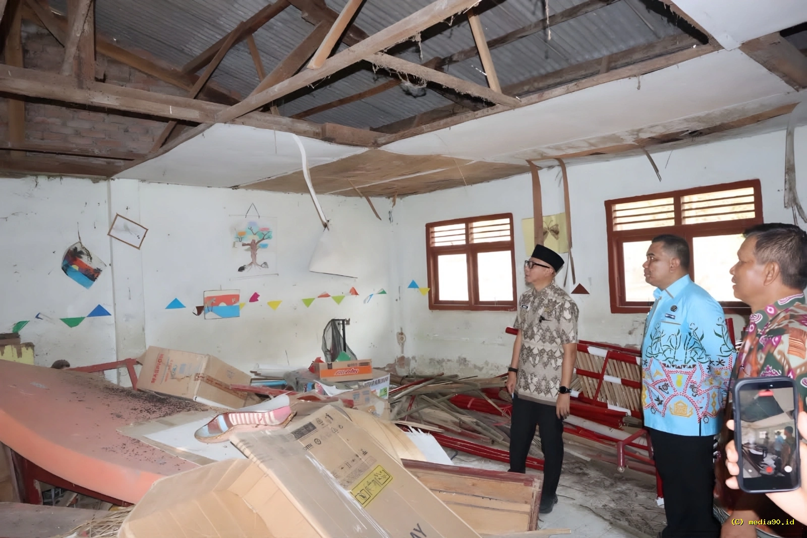 Infrastruktur Sekolah Rusak Parah, Gubernur Lampung Siapkan Perbaikan di Seputih Raman