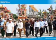Ketua TP PKK Lampung Selatan Dorong Ngaben Massal Balinuraga Jadi Ikon Wisata Budaya 14 Ketua TP PKK Lampung Selatan Soroti Potensi Wisata Budaya saat Hadiri Ngaben Massal Balinuraga