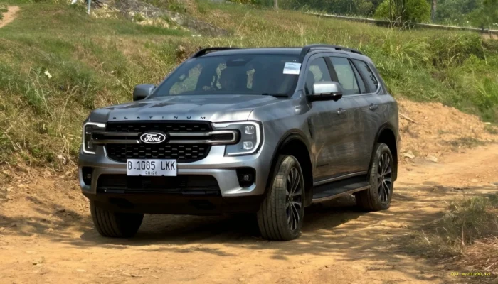 Menjajal Ford Everest Platinum dan Ranger Platinum di Medan Offroad Sentul