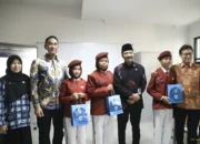 Menkes Ingatkan Siswa Sekolah Rakyat Jaga Kesehatan, Mulai dari Sikat Gigi 10 Menkes Ingatkan Siswa Sekolah Rakyat Jaga Kesehatan Tekankan Pentingnya Sikat Gigi