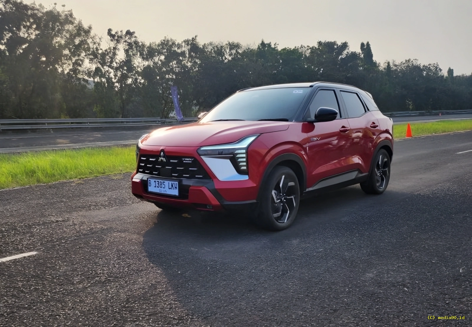 Mitsubishi XForce Hybrid Dilengkapi Mode EV Kecepatannya Tembus 121 Km Jam