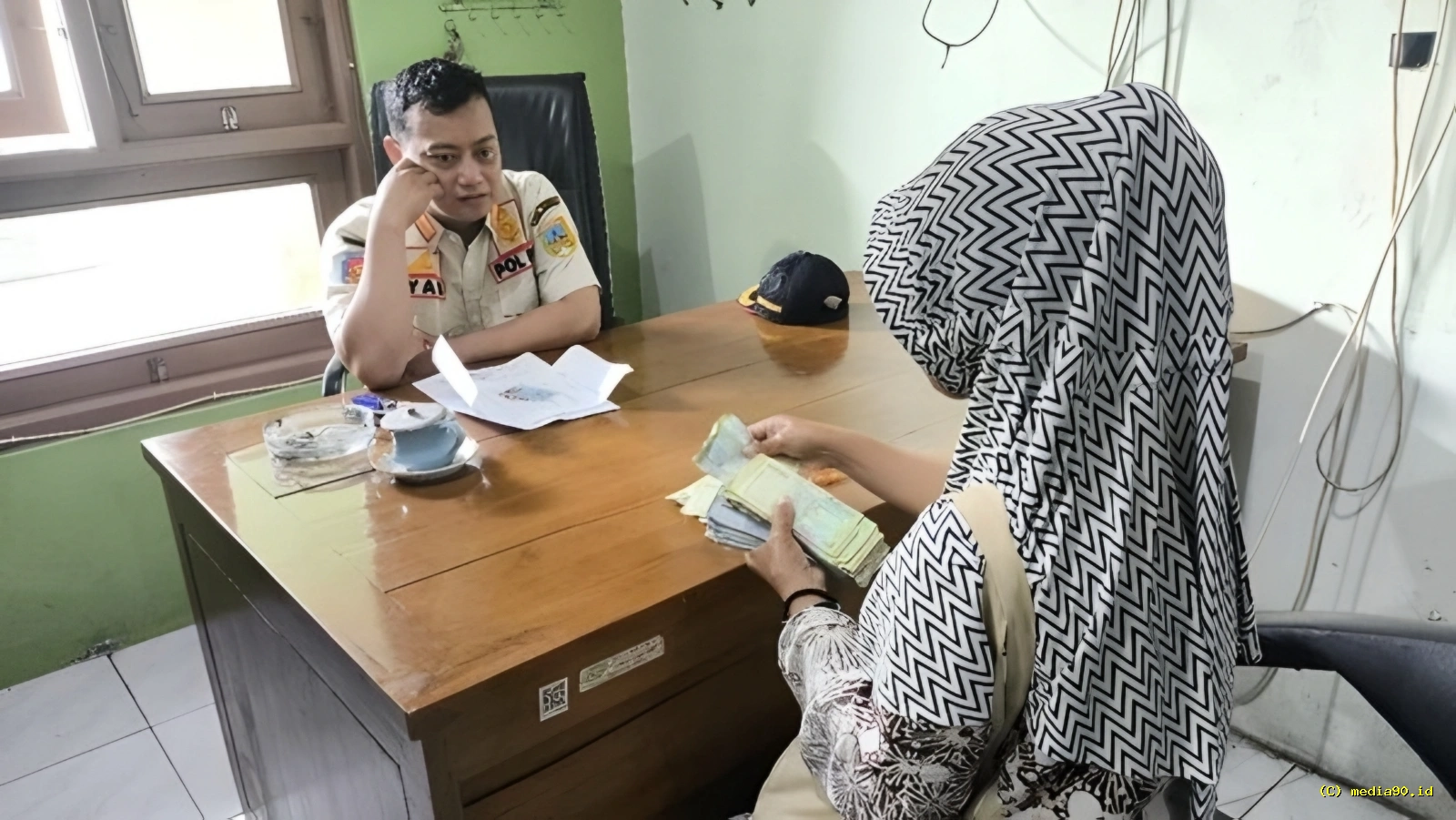 Modus Pengemis di Kudus Raup Rp540 Ribu Sehari Paksa Pengendara hingga Tarik Baju