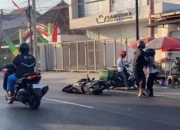 Motor Terjatuh di Jalan Godean Sleman, Lalu Lintas Sempat Tersendat 16 Motor Terjatuh di Jalan Godean Sleman Lalu Lintas Sempat Tersendat