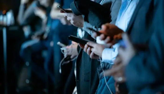 Counterpoint: Pengiriman SoC Smartphone Global Turun 15% di Paruh Pertama 2026