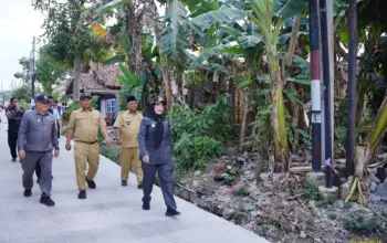 Eva Dwiana Tinjau Hasil Perbaikan Jalan Wala Kuba di Way Laga, Mobilitas Warga Diharapkan Makin Lancar 8 Pastikan Proyek Berjalan Eva Dwiana Cek Perbaikan Jalan Wala Kuba Way Laga