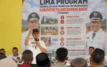 Pelayanan Peternakan Terpadu di Tumijajar Bupati Tubaba Serahkan Bantuan KUR hingga Edukasi BPJS Ketenagakerjaan