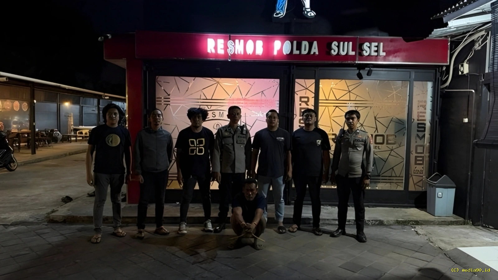 Pemulung di Makassar Dibayar Rp100 Ribu untuk Mengangkut Kabel BTS Hasil Pencurian