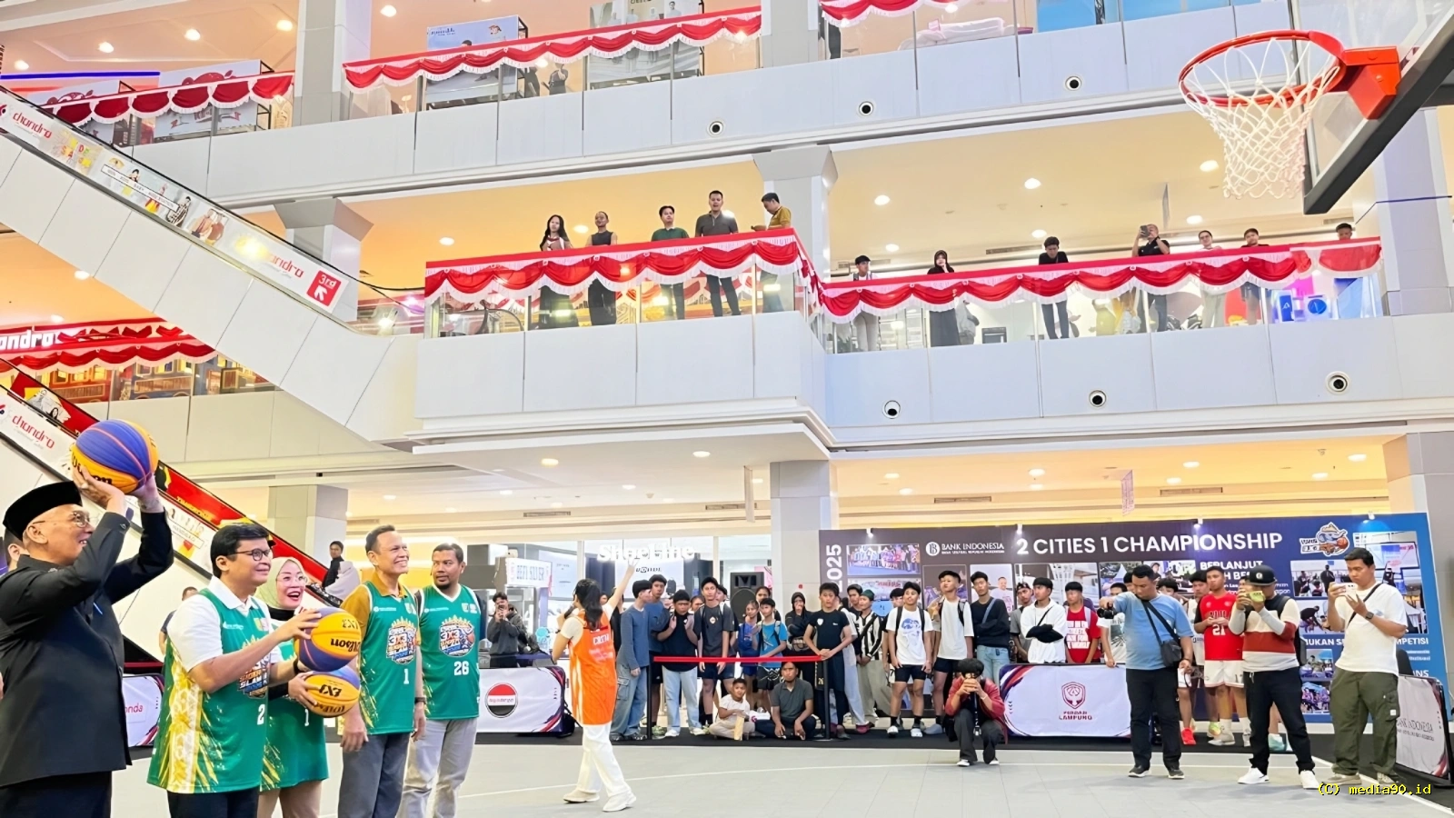 Ratusan Tim Ramaikan Kejuaraan QRIS 3x3 Siger Slam BI Dorong Prestasi Basket Lampung