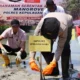 Sambut HUT RI Polres Kepulauan Seribu Tanam 2.000 Mangrove dan Salurkan Bansos