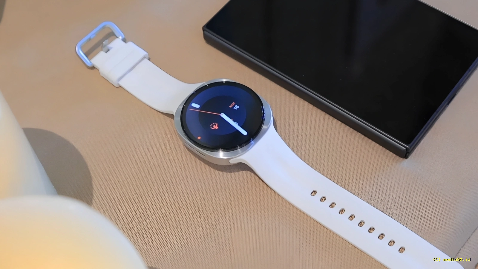 Samsung Galaxy Watch9 dan Galaxy Watch Ultra2 Resmi Meluncur Usung AI Snapdragon Wear Elite dan Fitur Kesehatan Baru