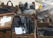 Misteri Temuan Nyaris 1.000 Senjata hingga Narkoba di Sekolah Jaksel, Polisi Masih Selidiki 13 Temuan Mengejutkan di Sekolah Jakarta Selatan Hampir 1.000 Senjata hingga Narkoba Diamankan