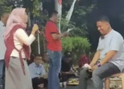 Unik Emak emak di Gresik Ramaikan Lomba Ngomel Bojo Saat 17 an