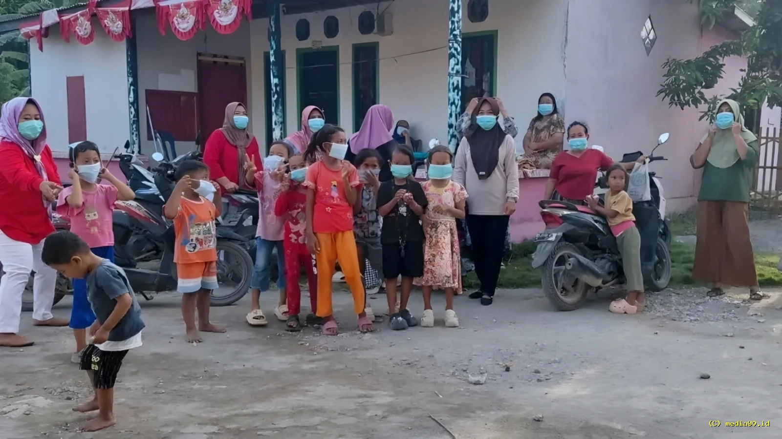 Abu Vulkanik Anak Krakatau Berdampak ke 32 Ribu Warga Dinkes Lamsel Perkuat Layanan Puskesdes