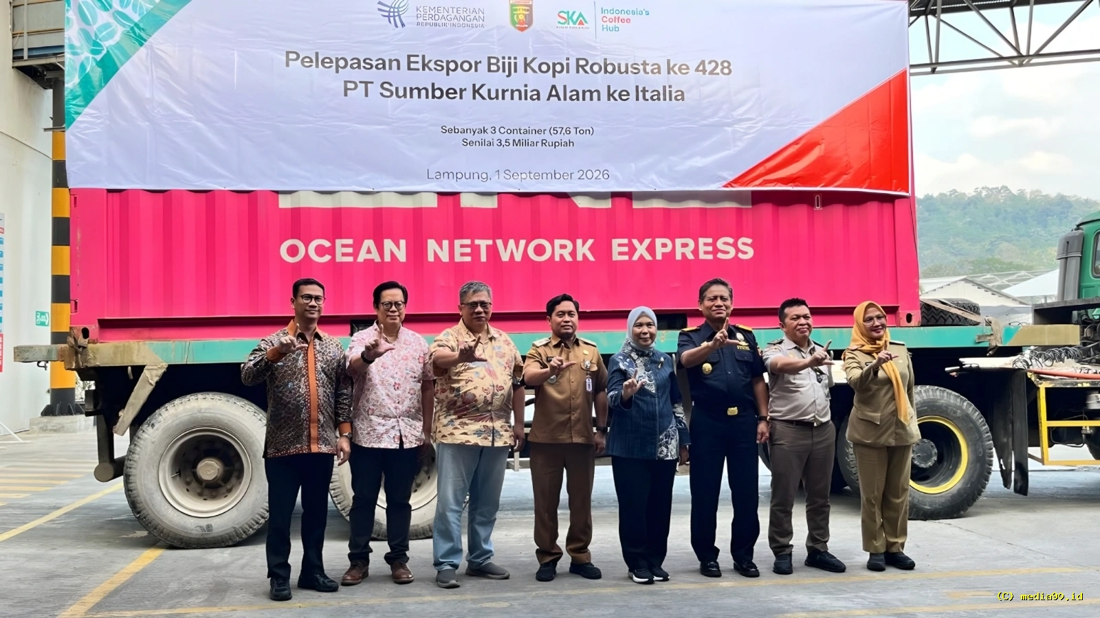 Bidik Indonesia Jadi Raja Kopi Dunia 576 Ton Kopi Robusta Lampung Diekspor ke Italia