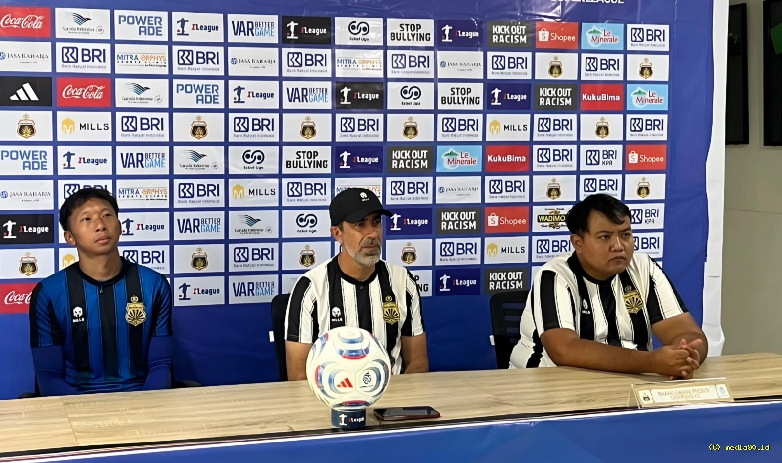 Hadapi Persebaya Bhayangkara Lampung FC Siapkan Strategi Khusus dan Waspadai Serangan Lawan