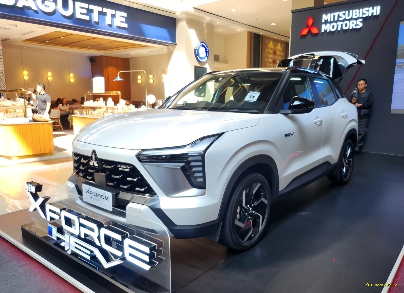 Mitsubishi XForce Hybrid Punya 3 Mode Berkendara Ini Fungsi EV Charge dan Tarmac